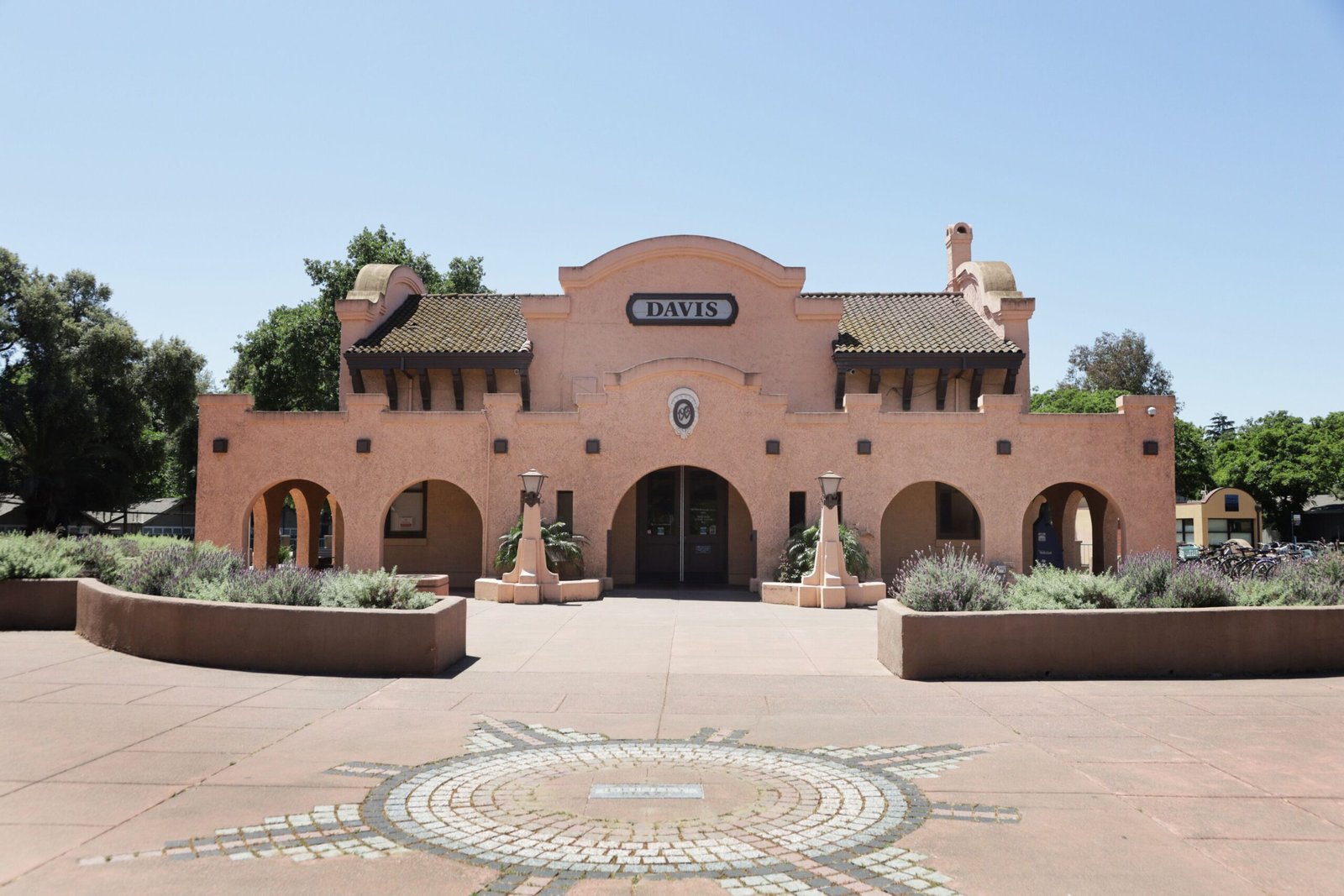 Davis Limousine Transportation